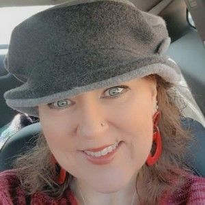 Meet your Posher, Staci